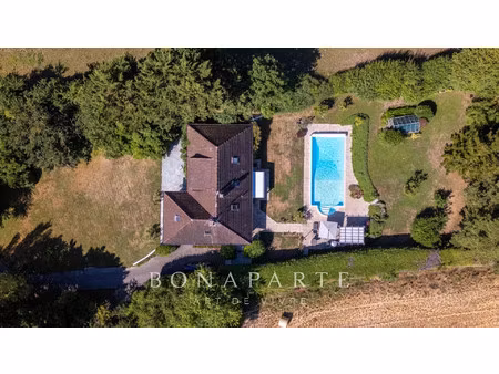 maison de luxe à vendre à grilly