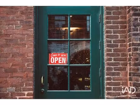 vente murs commerciaux 120 m²