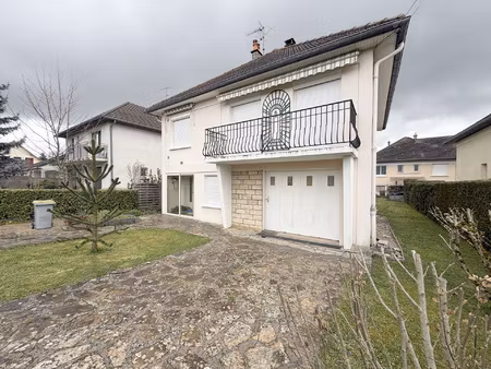 bellerive-sur-allier : maison individuelle de 115 m2 dans un