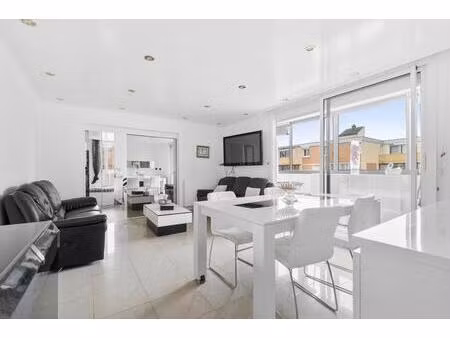 appartement familial - résidence piétonne et arborée