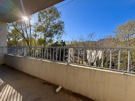 toulon ouest - les moulins - dernier étage ft4 avec double b