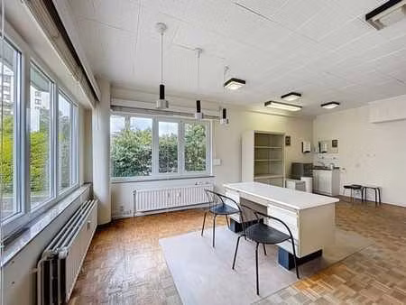 chant d'oiseau - espace bureau ± 144m²