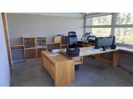 bureau lumineux à louer à flavion