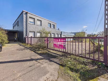 a vendre _ bureaux avec entrepôts situés à rosbruck
