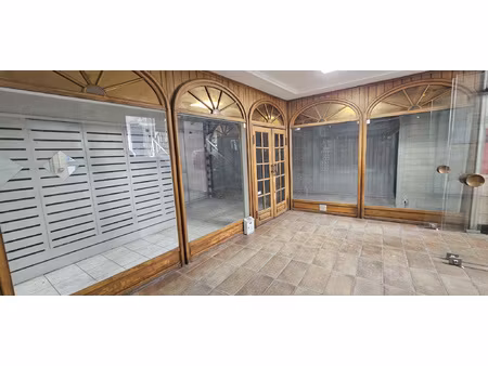 toulon haute ville  local commercial libre