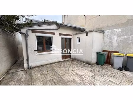 charmante maison avec parking de 40 m² à fontenay-sous-bois