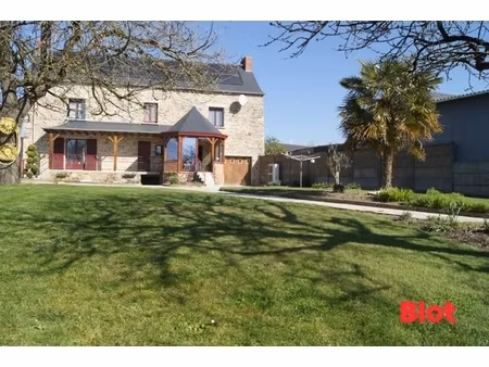a vendre chez blot immobilier - maison en pierre - 4 chambres - st sulpice des landes