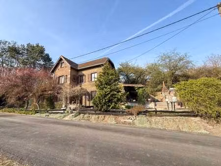 coup de coeur à tamines à l'abris des regards