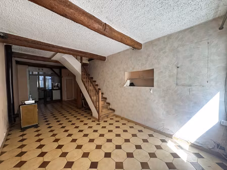 maison de village avec terrasse et garage à coursan