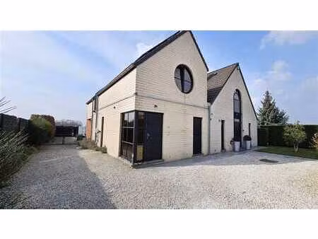 superbe villa idéale pour profession libérale + piscine et j