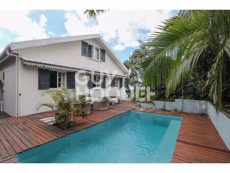 villa t6/7 avec piscine + garage