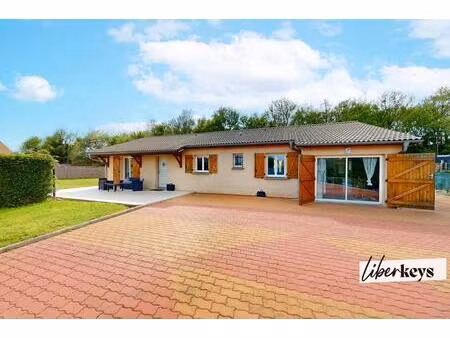 saint rémy - villa plain pied non mitoyenne - salon 40 m² - 3 chambres - buanderie - 1185 