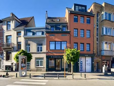 cimetière ixelles : rez-de-chaussée commercial