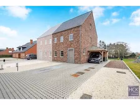 kruishoutem - rustig gelegen ruime woning met groenzicht!