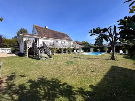 maison de luxe à vendre à tourgéville