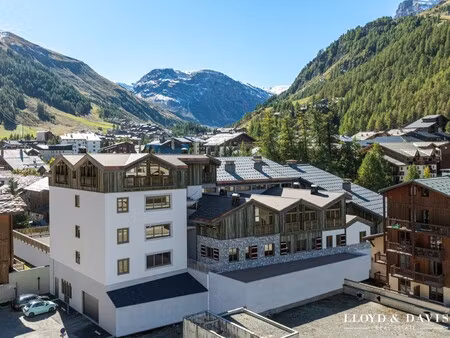 duplex de luxe à vendre à val-d'isère
