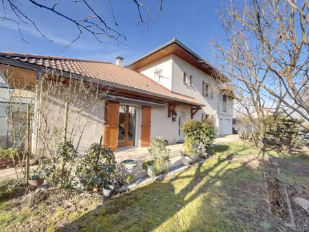 maison de luxe à vendre à viviers-du-lac