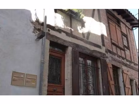 location maison  38.72 m² t-2 à agen  620 €