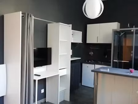 location meublée appartement 1 pièce 15 m² à dreux (28100)  400 €