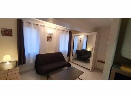 location meublée appartement 1 pièce 16 m² à aix-en-provence (13090)  620 €