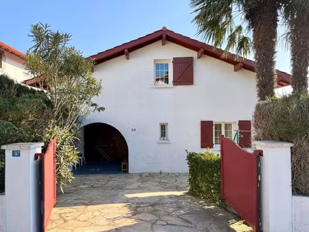 vente maison 7 pièces 240 m² urrugne (64122)