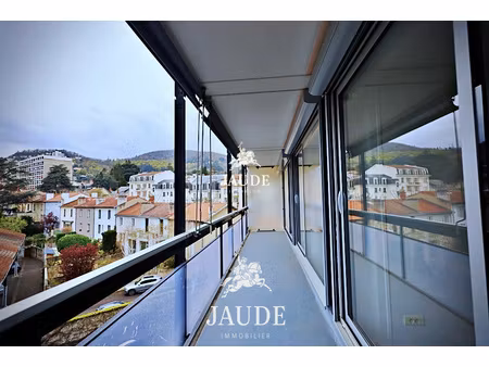 à louer dans le centre de chamalieres : appartement t2 avec