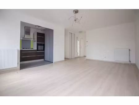 location appartement  m² t-2 à courdimanche  828 €