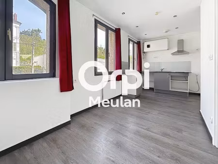 location meublée appartement 2 pièces 29 m² à meulan-en-yvelines (78250)  706 €