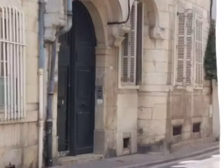 studio de 19 79m2 rue philippe pot