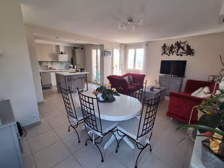 a vendre t3 rénové + garage tournon sud