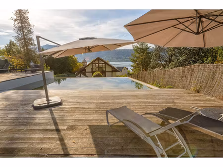 annecy rive-est - veyrier du lac - superbe t3 de 82 m2 vue l