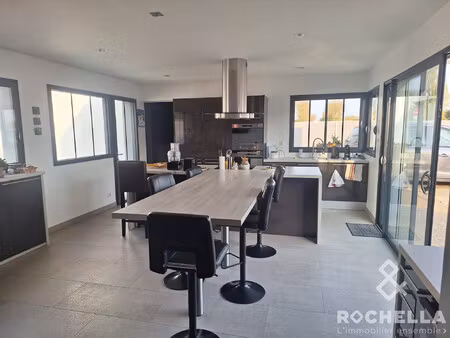 maison de plainpied  lumineuse