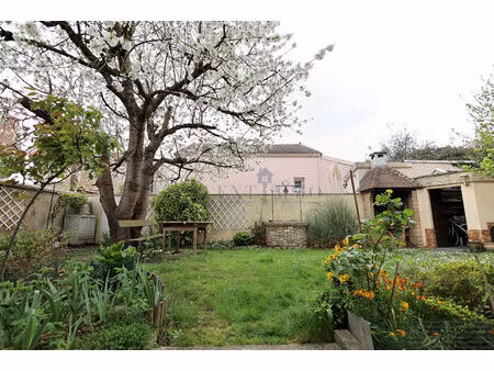 maison 5/6 pièces avec sous sol total  proche centre-ville et gare  neuilly-plaisance