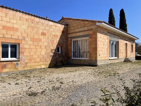 maison contemporaine de plain-pied de 2021 5 pièces gran