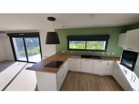 en exclusivité  plain-pied  neuf