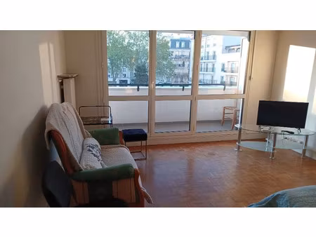 location meublée appartement 1 pièce 34 m² à issy-les-moulineaux (92130)  1 230 €