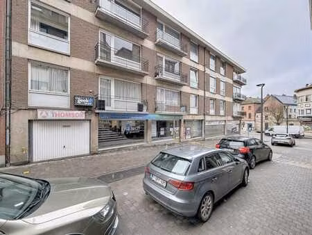 centre de nivelles - commerce de 150m2