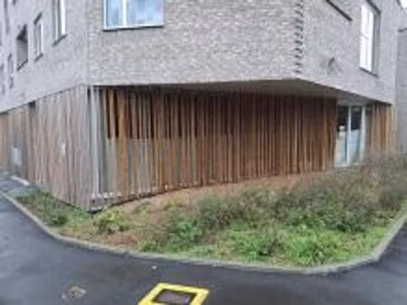 superbe local entièrement neuf  polvyvalent