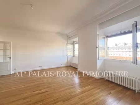 location appartement 3 pièces 84 m² à paris 1er (75001)  4 852 €