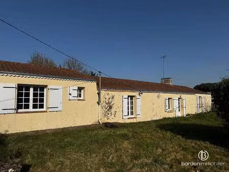 vente maison à la garnache (85710) : à vendre / 163m² la garnache