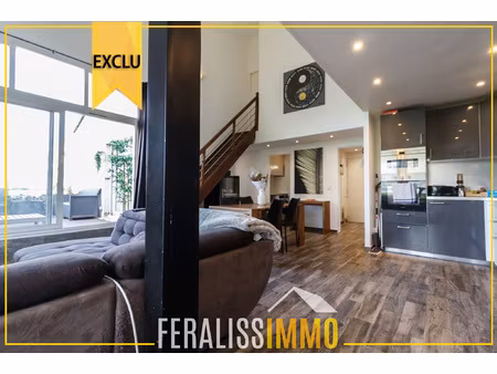 duplex 90m2  terrasse  cave et box voiture