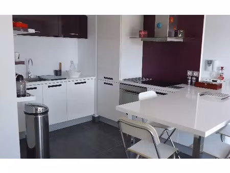 location appartement  m² t-3 à mauguio  1 002 €