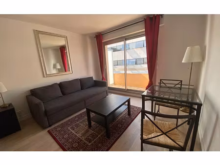 location appartement  m² t-1 à melun  572 €