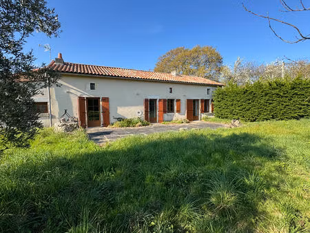 vente maison 3 pièces  108.00m²  rouillé