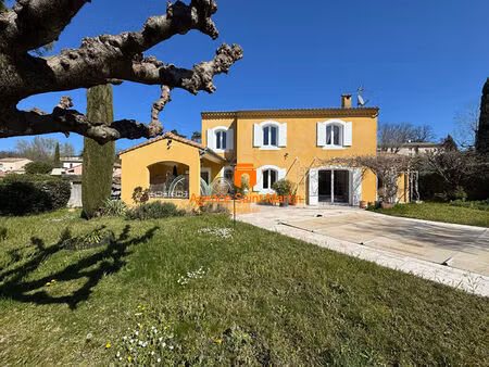 montélimar  quartier géry   magnifique villa