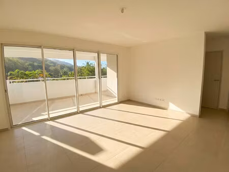 location appartement 3 pièces  64.92m²  les trois