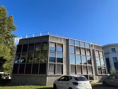location bureaux 95m²