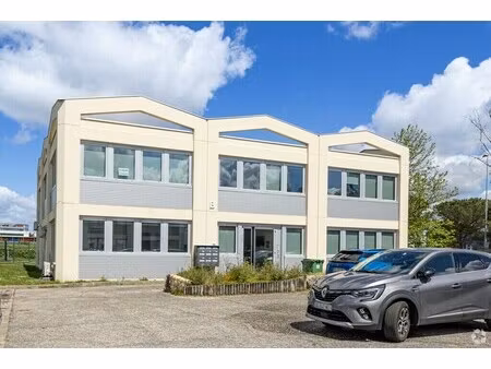 location bureaux 103 m²