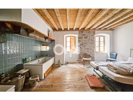 maison urdos m² t-2 à vendre  139 000 €