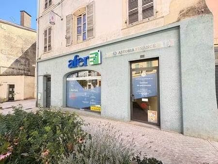 local commercial à louer